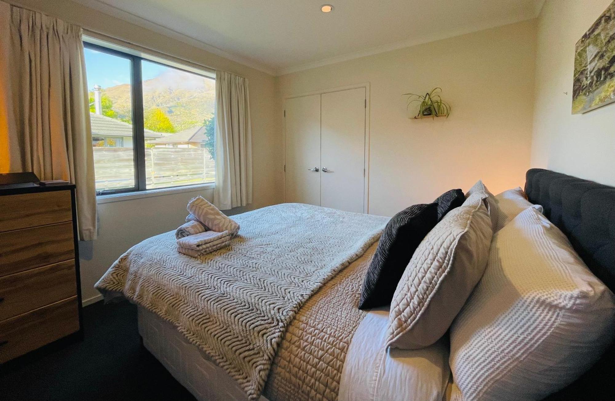 Alpine Mirage Villa Queenstown Exterior foto